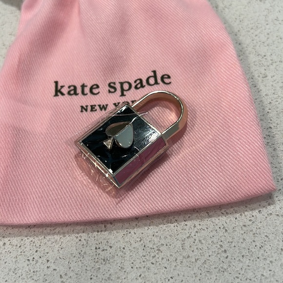 ✨KATE SPADE✨ Multi-colour Lock - Gold - Picture 3 of 7